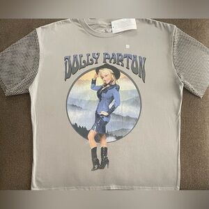 NWT Women’s Dolly Parton Graphic Tee with Embellished Short Sleeves Size L